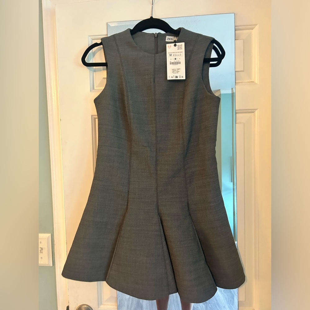 NWT ZARA super cute gray fit and flare dress